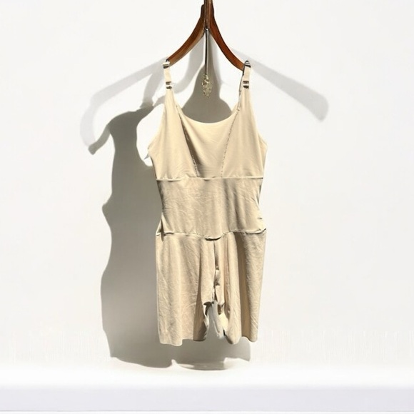 🌻NEW w/tags Maidenform Shapewear Wear Your Own Bra Firm-Control Body Shaper XL - Picture 5 of 11